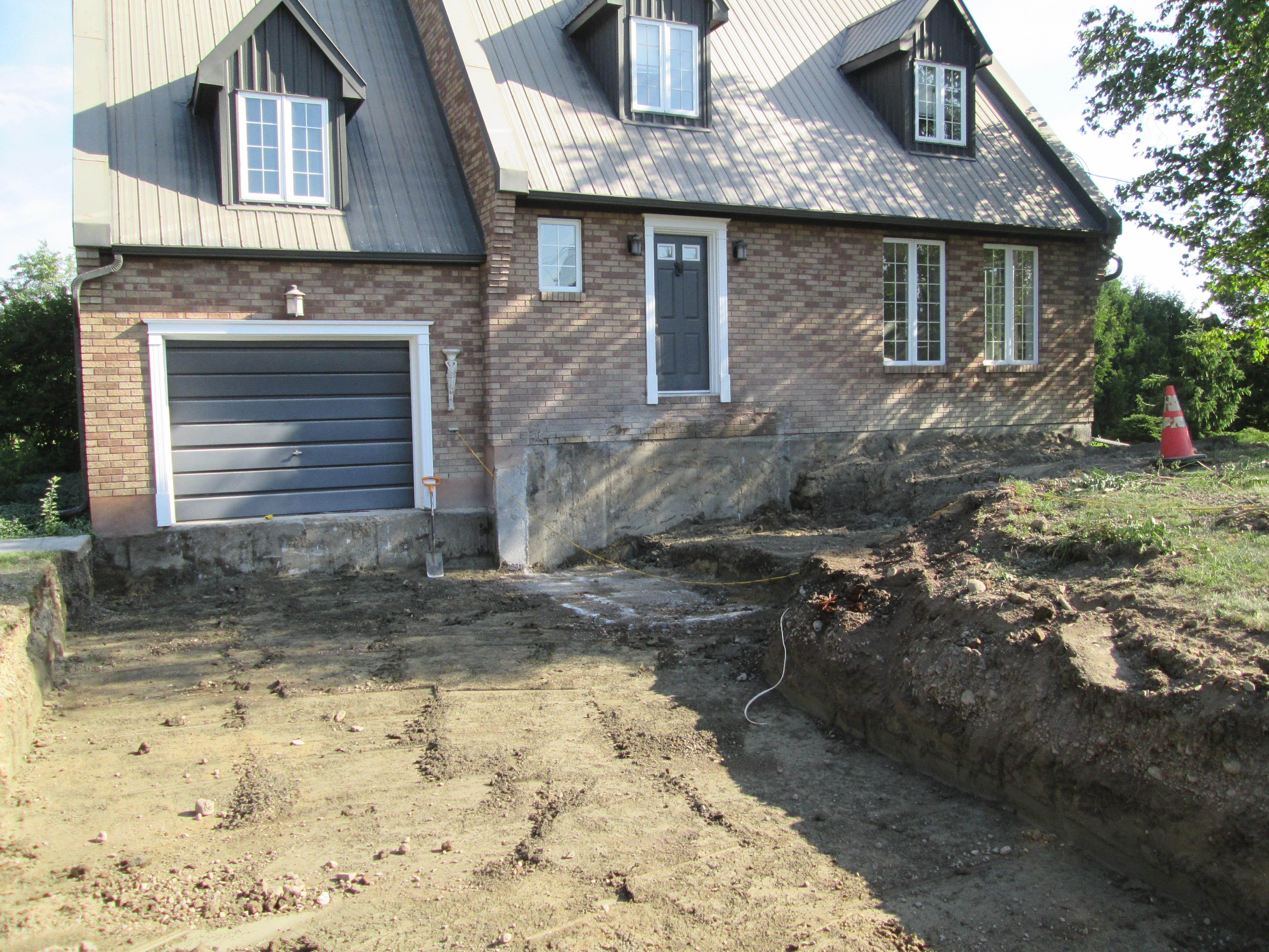 Image 2 : l'excavation de l'entrée est terminée et les prochaines étapes peuvent commencer